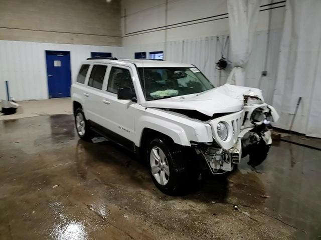 2016 Jeep Liberty (Patriot) - Image 15