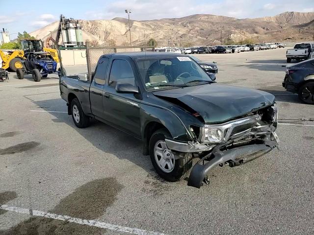 2004 Toyota Tacoma - Image 11