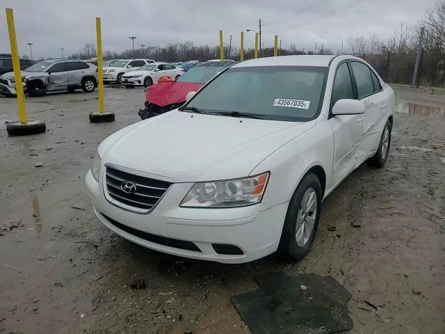 2010 Hyundai Sonata - Image 11