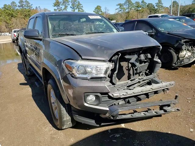 2017 Toyota Tacoma - Image 10