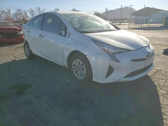 2018 Toyota Prius - Image 10