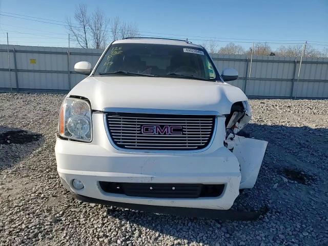 2011 GMC Yukon - Image 12