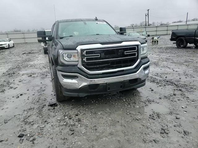 2017 GMC Sierra - Image 11