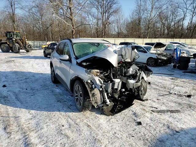 2020 Ford Escape - Image 12