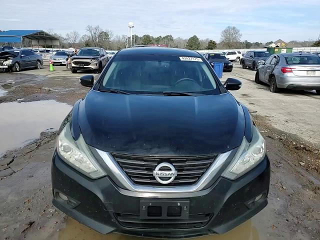2016 Nissan Altima - Image 11