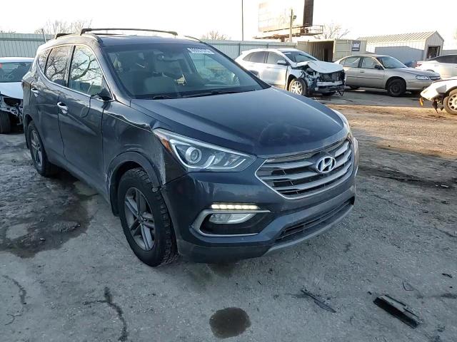 2017 Hyundai Santa Fe - Image 12