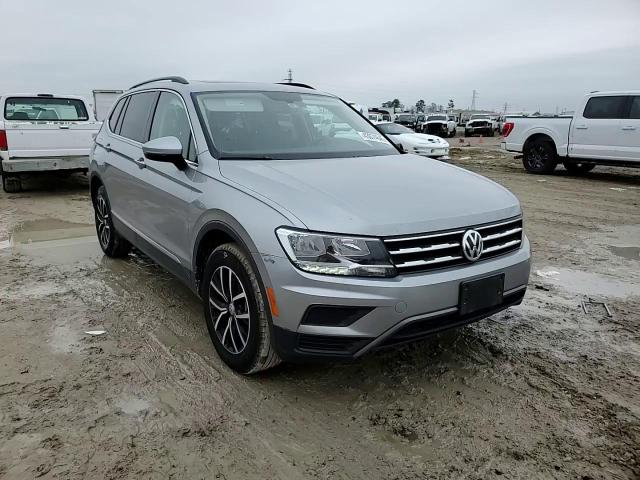 2021 Volkswagen Tiguan - Image 12