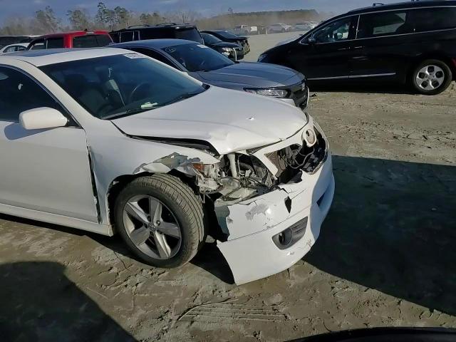 2011 Toyota Camry - Image 10