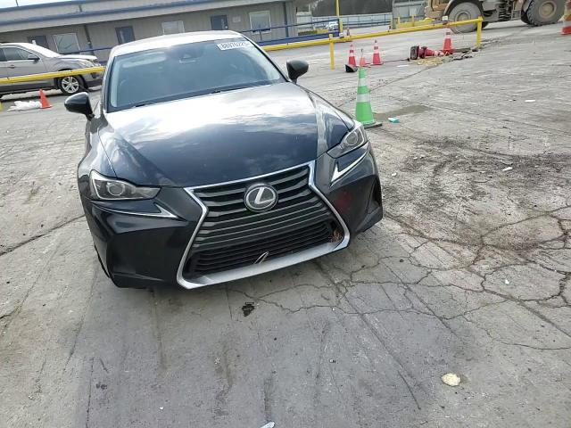 2017 Lexus IS - Image 13