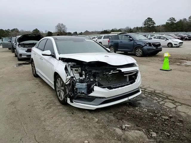 2016 Hyundai Sonata - Image 11