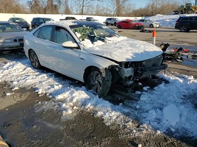 2019 Volkswagen Jetta - Image 11