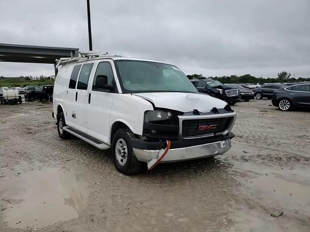 2014 GMC Savana - Image 14