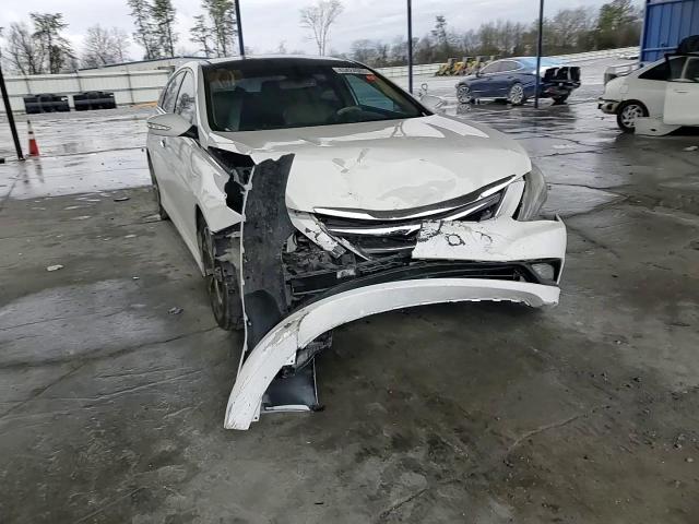 2014 Hyundai Sonata - Image 11