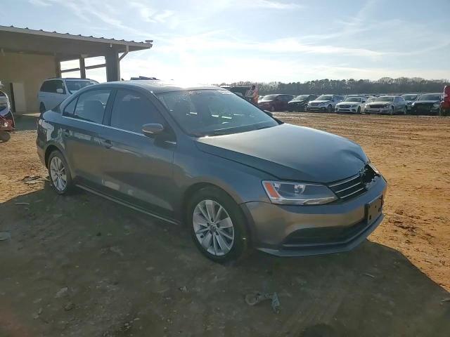 2015 Volkswagen Jetta - Image 14