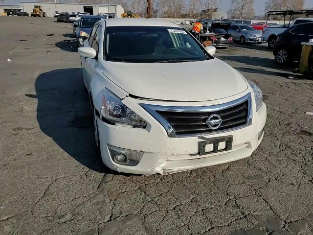 2014 Nissan Altima - Image 11