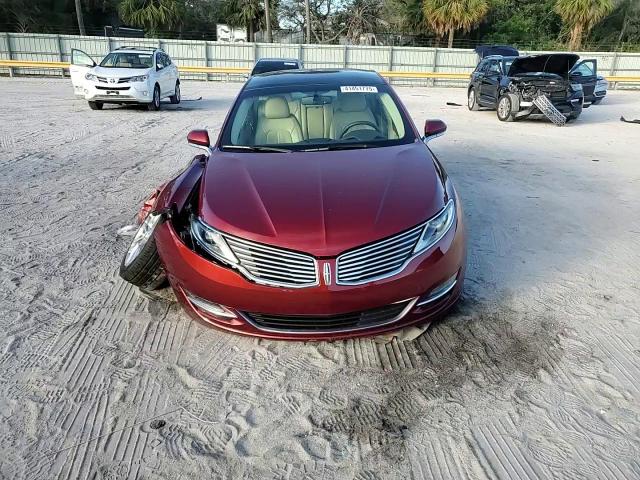 2014 Lincoln MKZ - Image 10