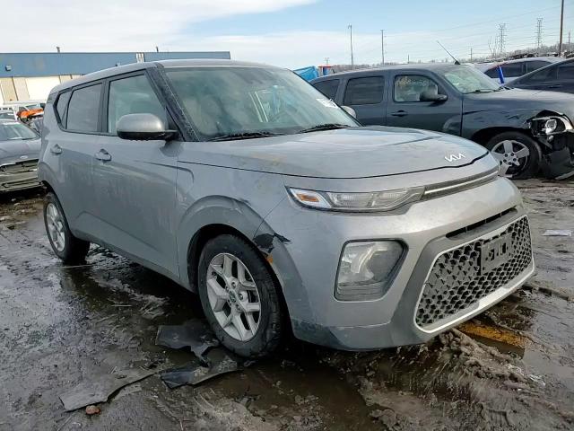 2022 Kia Soul - Image 11