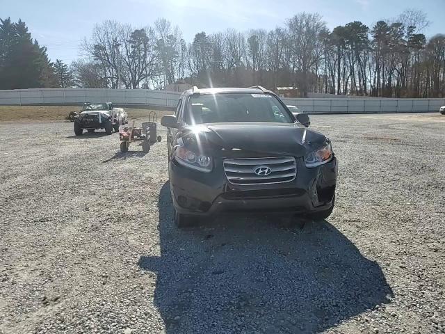 2012 Hyundai Santa Fe - Image 11