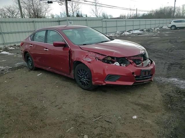 2016 Nissan Altima - Image 10