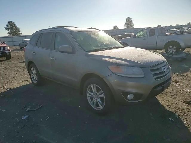 2012 Hyundai Santa Fe - Image 12