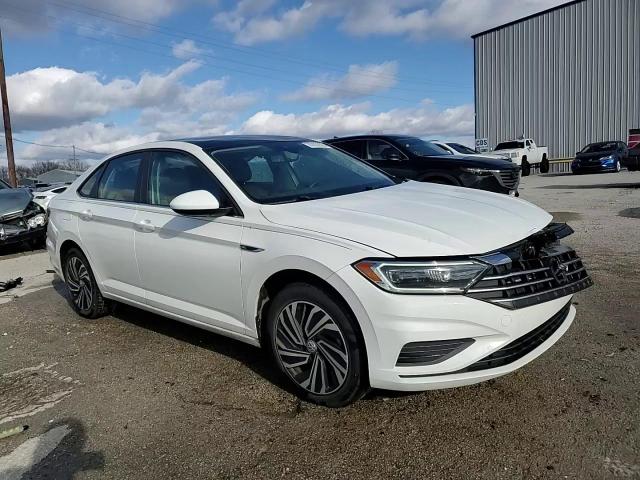 2020 Volkswagen Jetta - Image 13