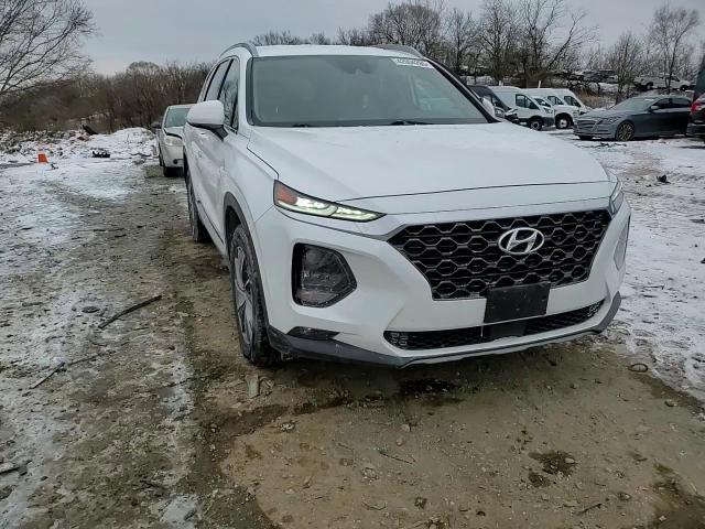 2019 Hyundai Santa Fe - Image 11