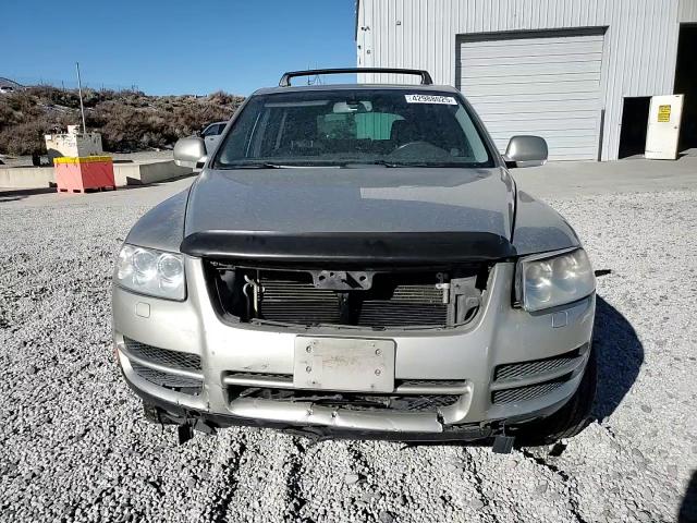 2004 Volkswagen Touareg - Image 11