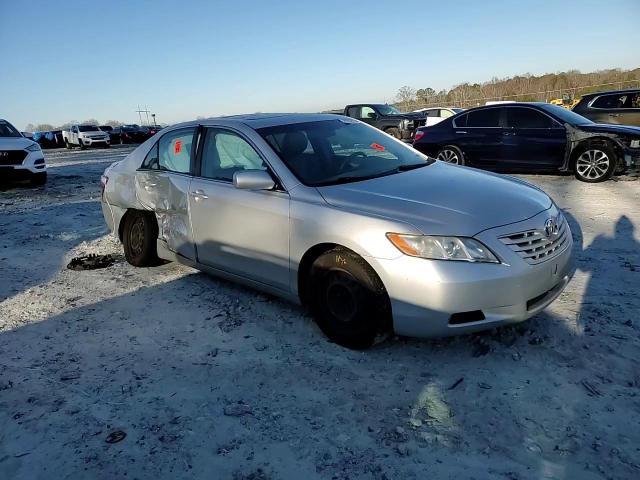 2009 Toyota Camry - Image 10