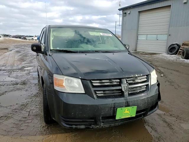2010 Dodge Caravan - Image 14