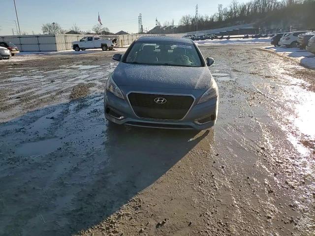 2016 Hyundai Sonata - Image 13
