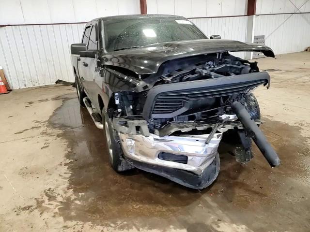 2016 RAM 1500 - Image 13