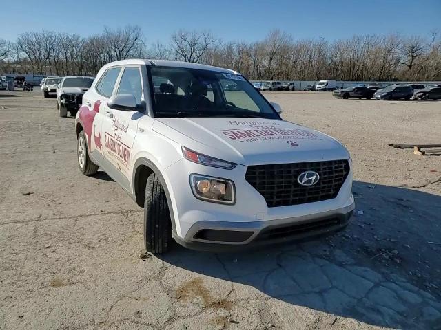 2020 Hyundai Venue - Image 11