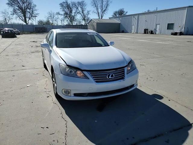 2010 Lexus ES - Image 11