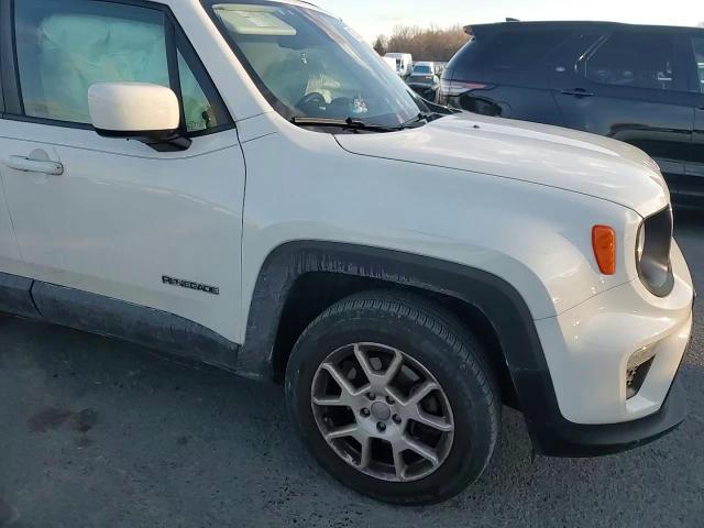 2019 Jeep Renegade - Image 11