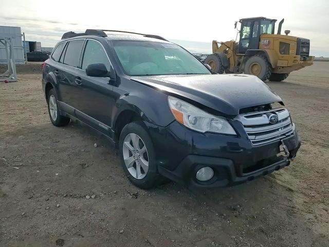 2013 Subaru Outback - Image 12