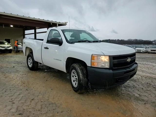 2011 Chevrolet Silverado - Image 11