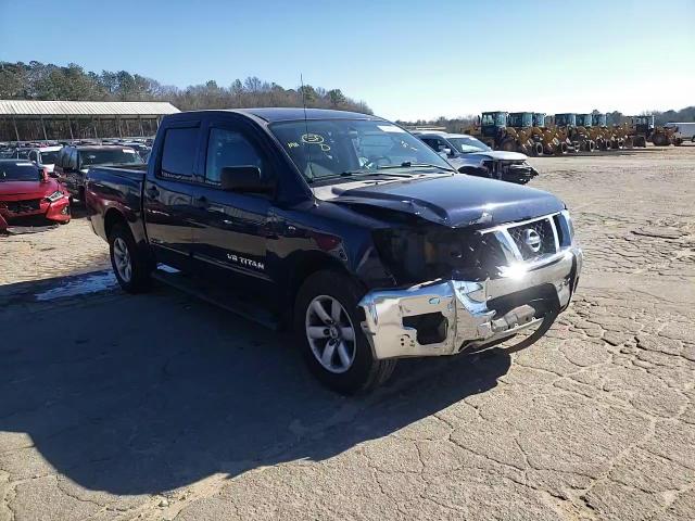 2010 Nissan Titan - Image 11