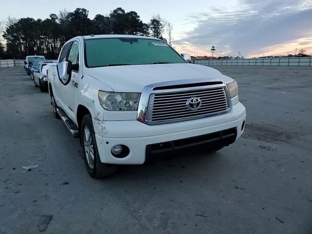 2011 Toyota Tundra - Image 11