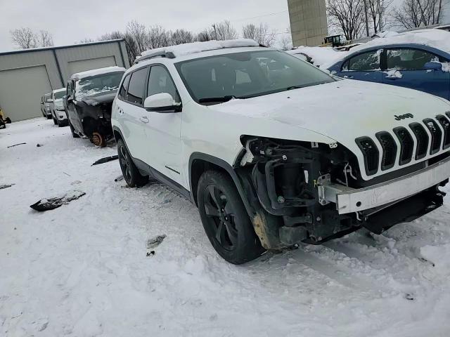 2017 Jeep Grand Cherokee - Image 15