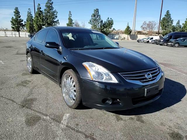 2012 Nissan Altima - Image 11