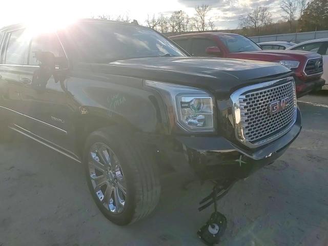 2015 GMC Yukon - Image 11