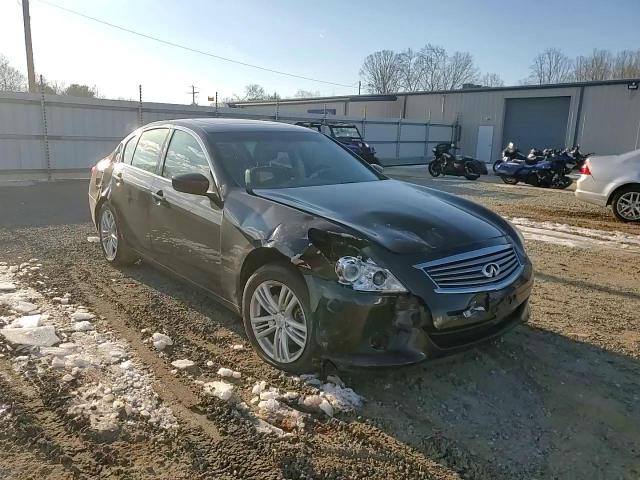 2011 Infiniti G - Image 11