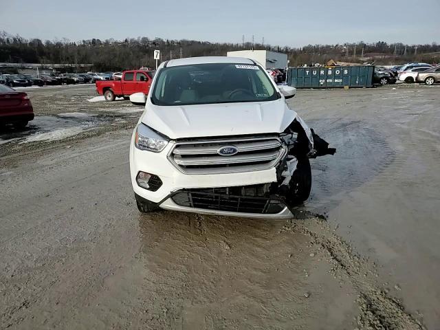 2019 Ford Escape - Image 15