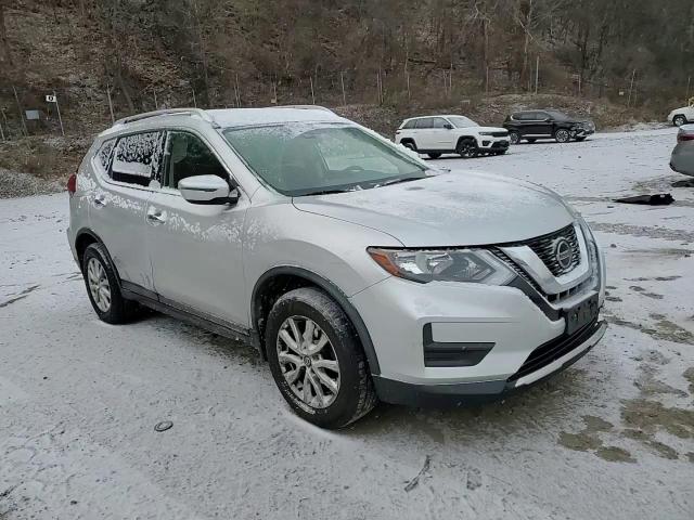 2019 Nissan Rogue - Image 11