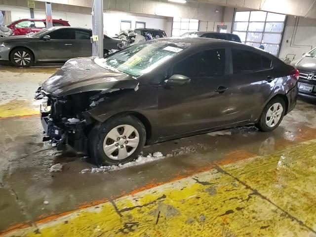 2017 Kia Forte - Image 11