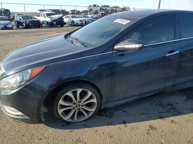 2014 Hyundai Sonata - Image 11
