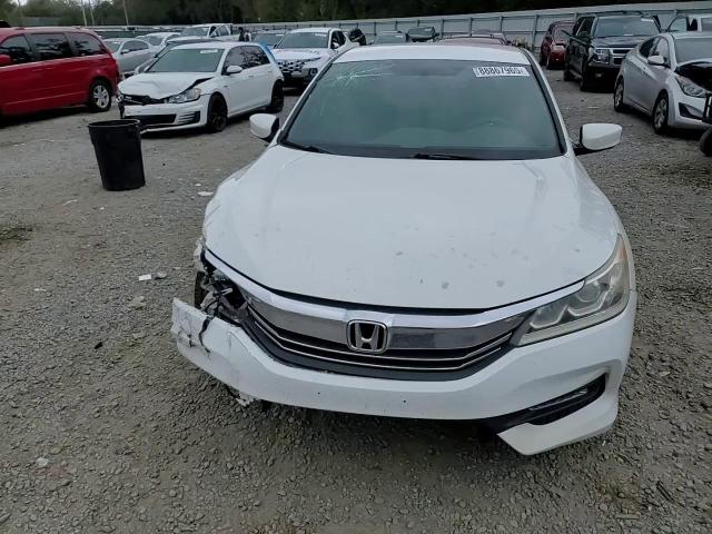 2017 Honda Accord - Image 11