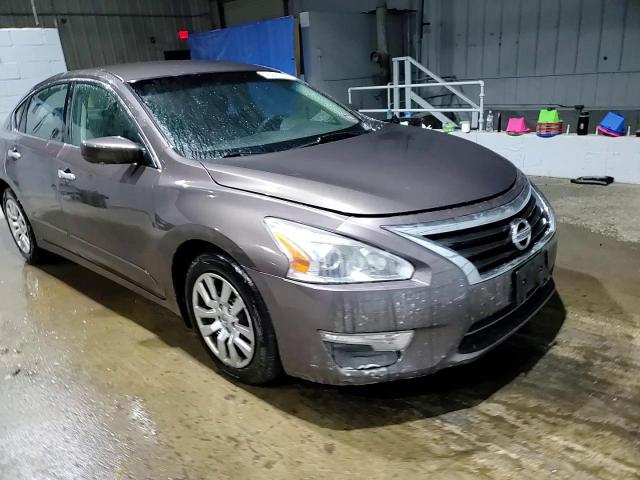 2015 Nissan Altima - Image 13