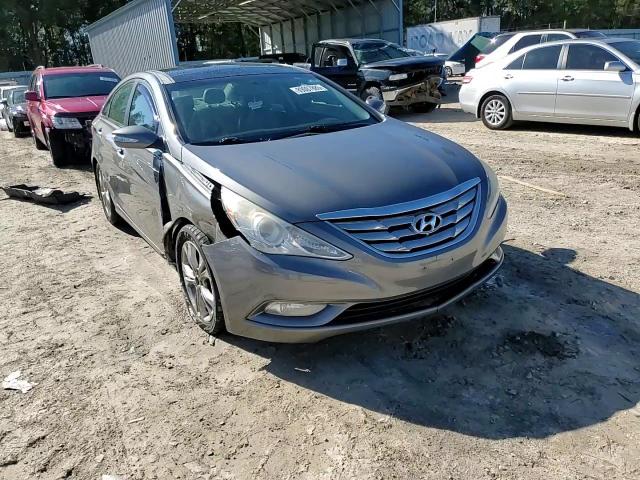 2013 Hyundai Sonata - Image 13