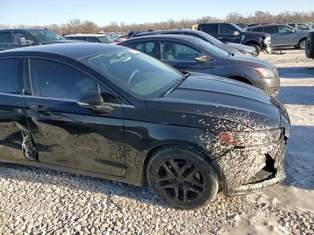 2016 Ford Fusion - Image 13